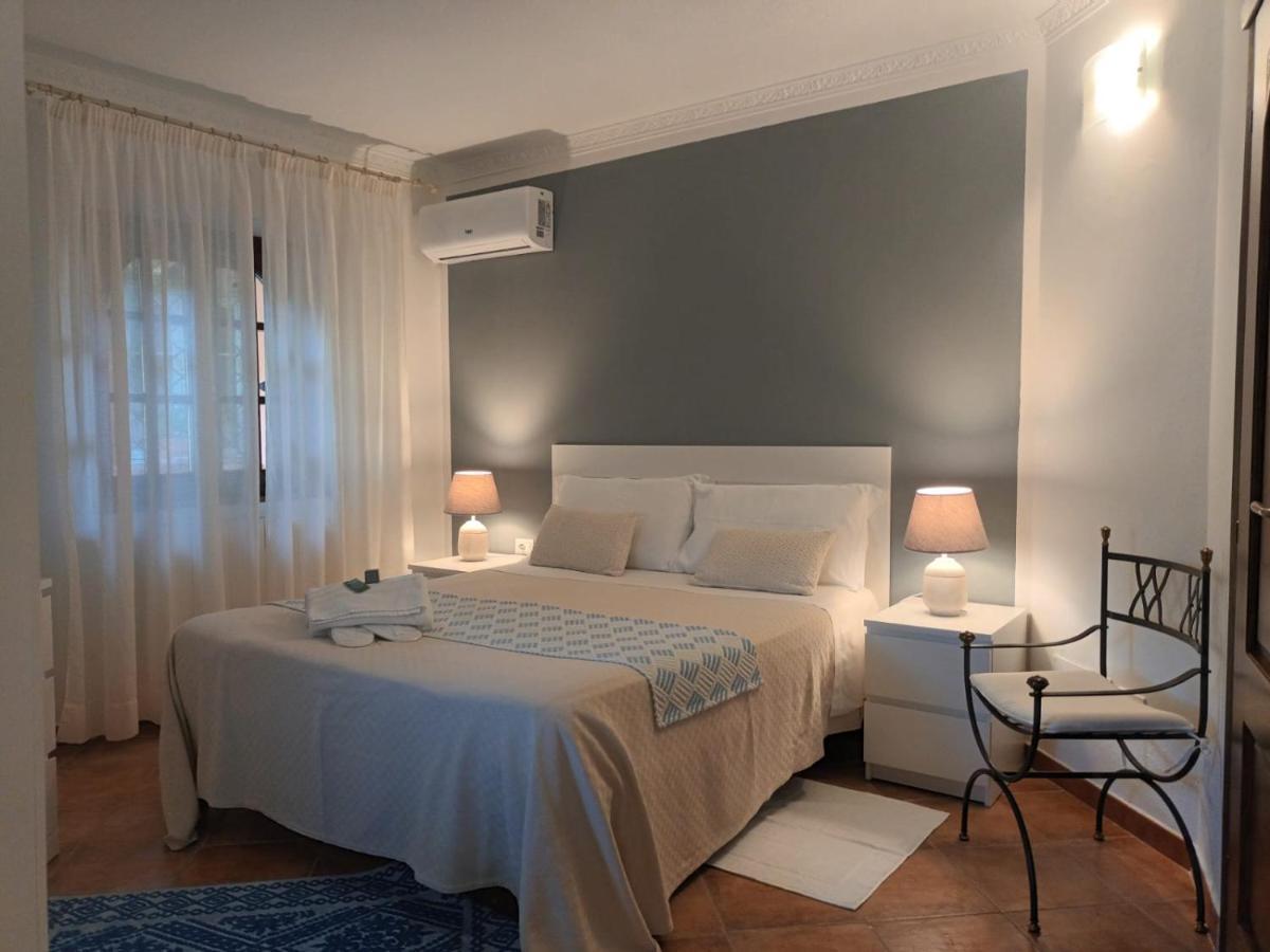 Domus Francy Hotell San Teodoro  Eksteriør bilde