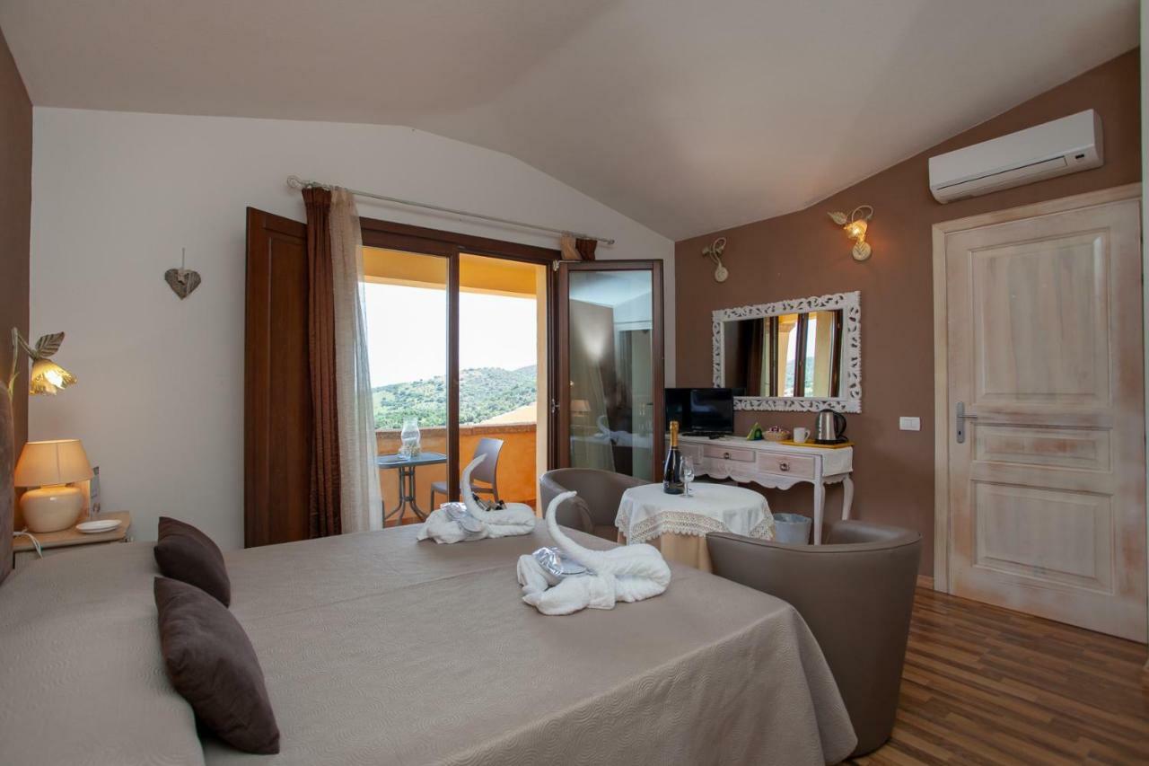 Domus Francy Hotell San Teodoro  Eksteriør bilde