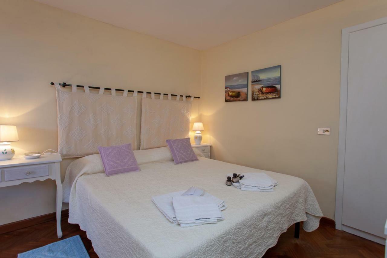 Domus Francy Hotell San Teodoro  Eksteriør bilde