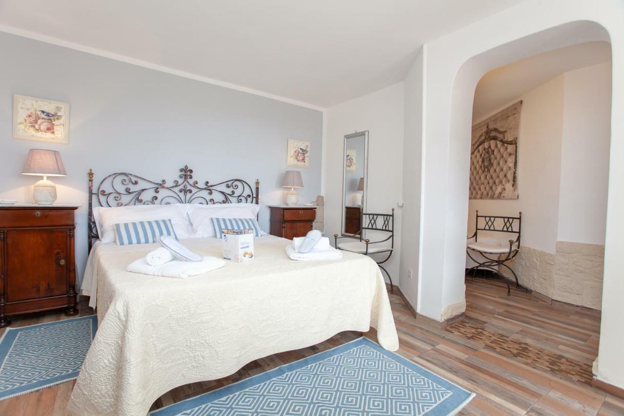 Domus Francy Hotell San Teodoro  Eksteriør bilde